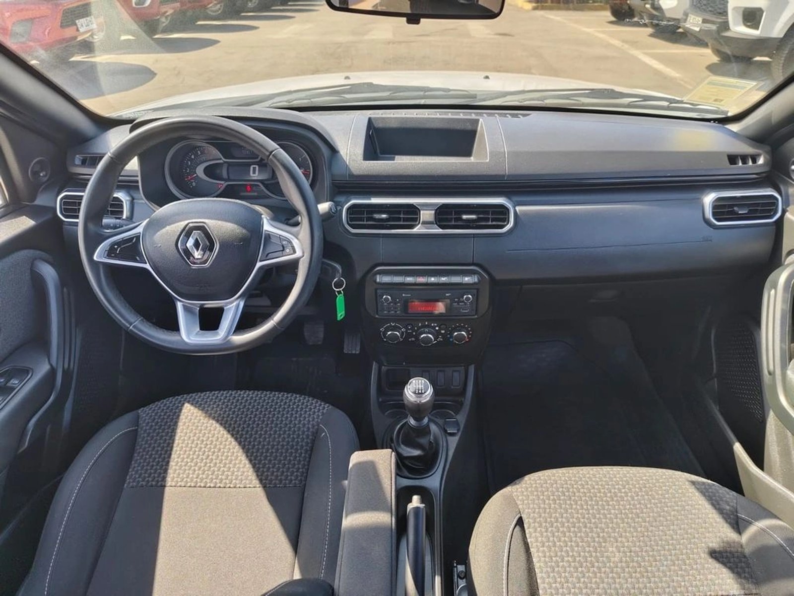 RENAULT Oroch 2024 - Imagen 15 de 20