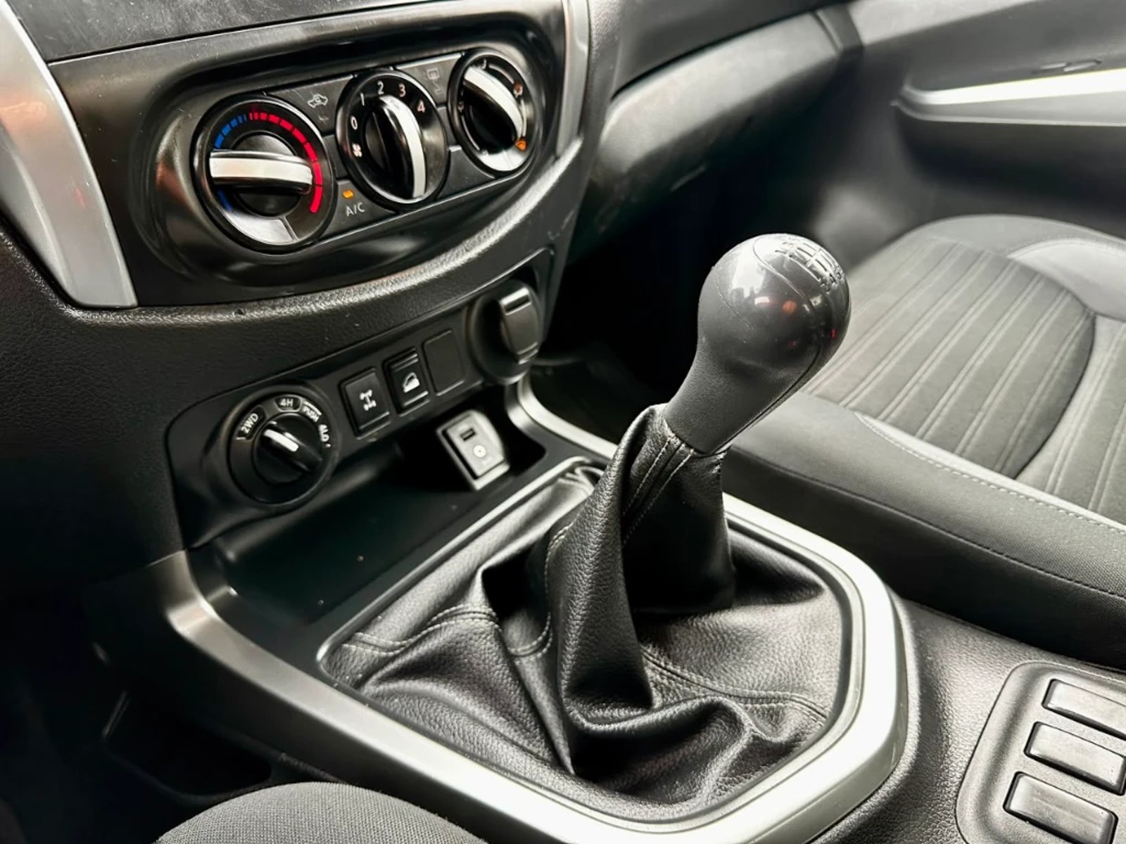 Nissan Navara 2023 - Imagen 18 de 20