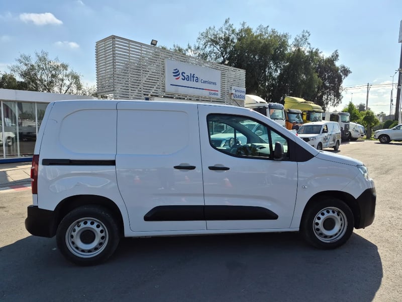 Citroën Berlingo 2024 - Imagen 4 de 20
