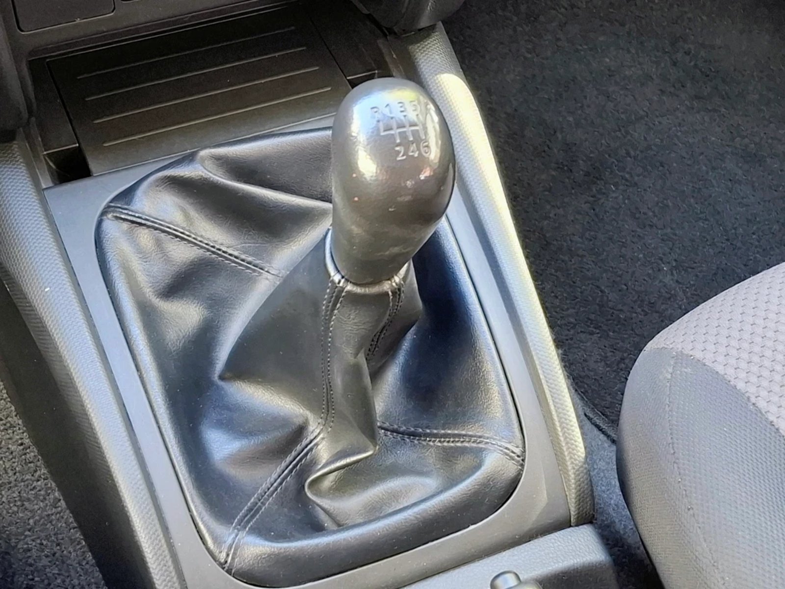 MITSUBISHI L200 2021 - Imagen 20 de 20