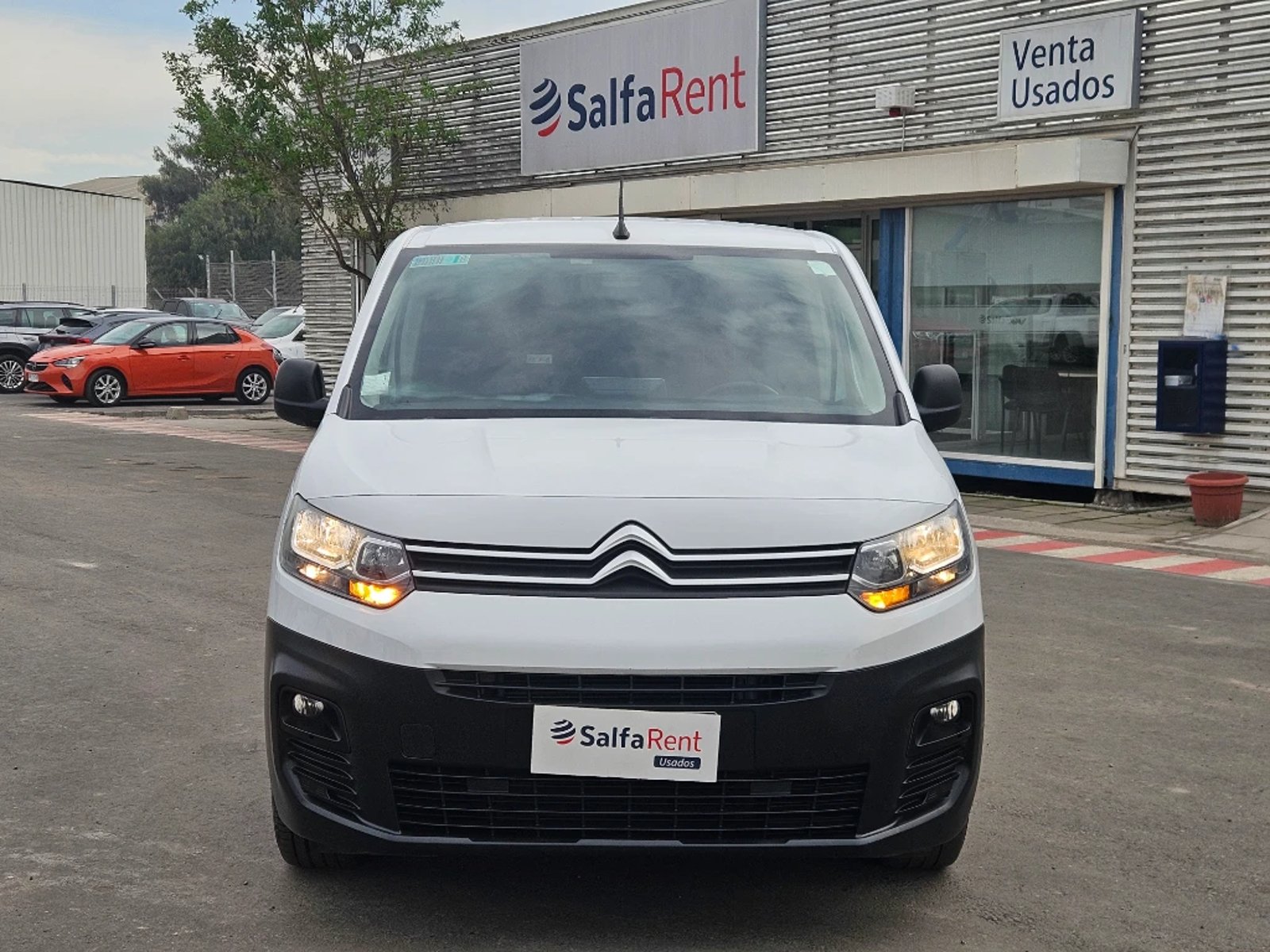 Citroën Berlingo 2023 - Foto 2 de 20
