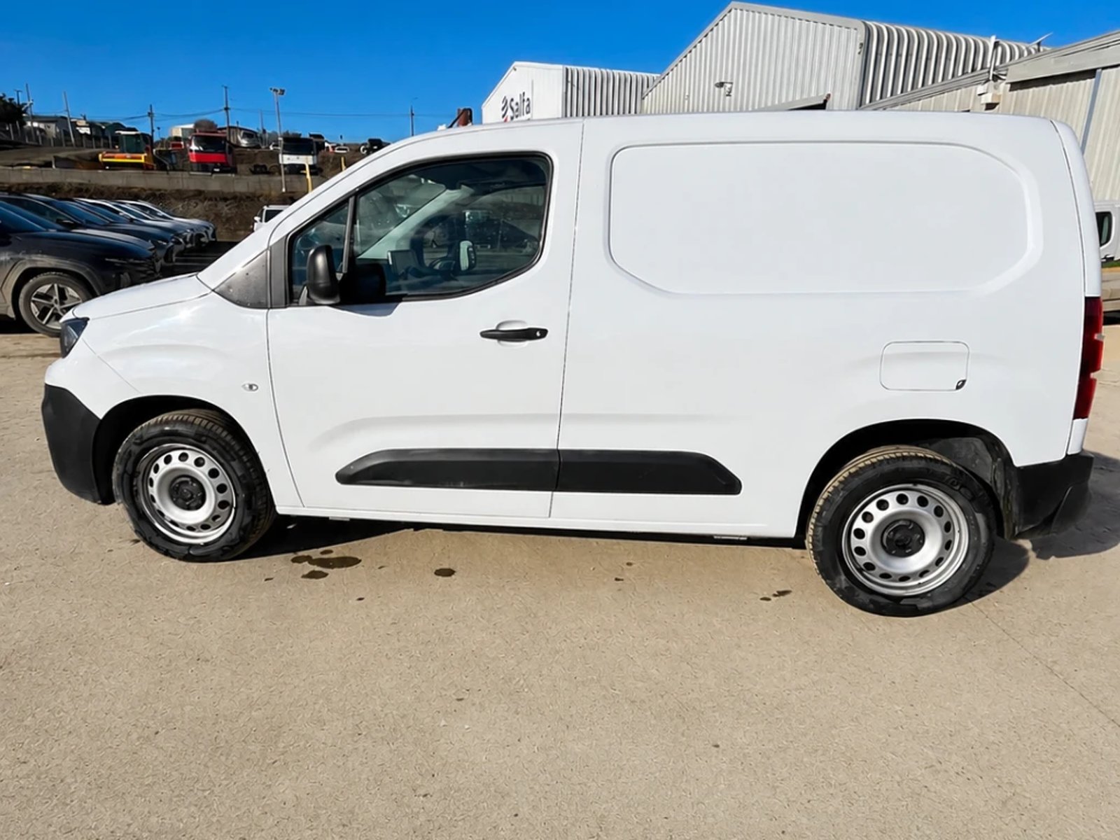 Peugeot Partner 2024 - Foto 4 de 19