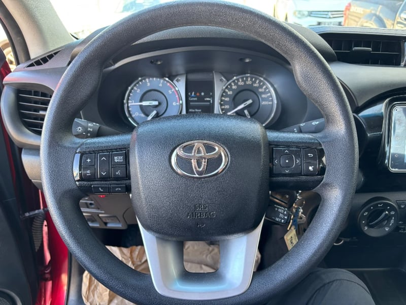Toyota Hilux 2024 - Imagen 9 de 20