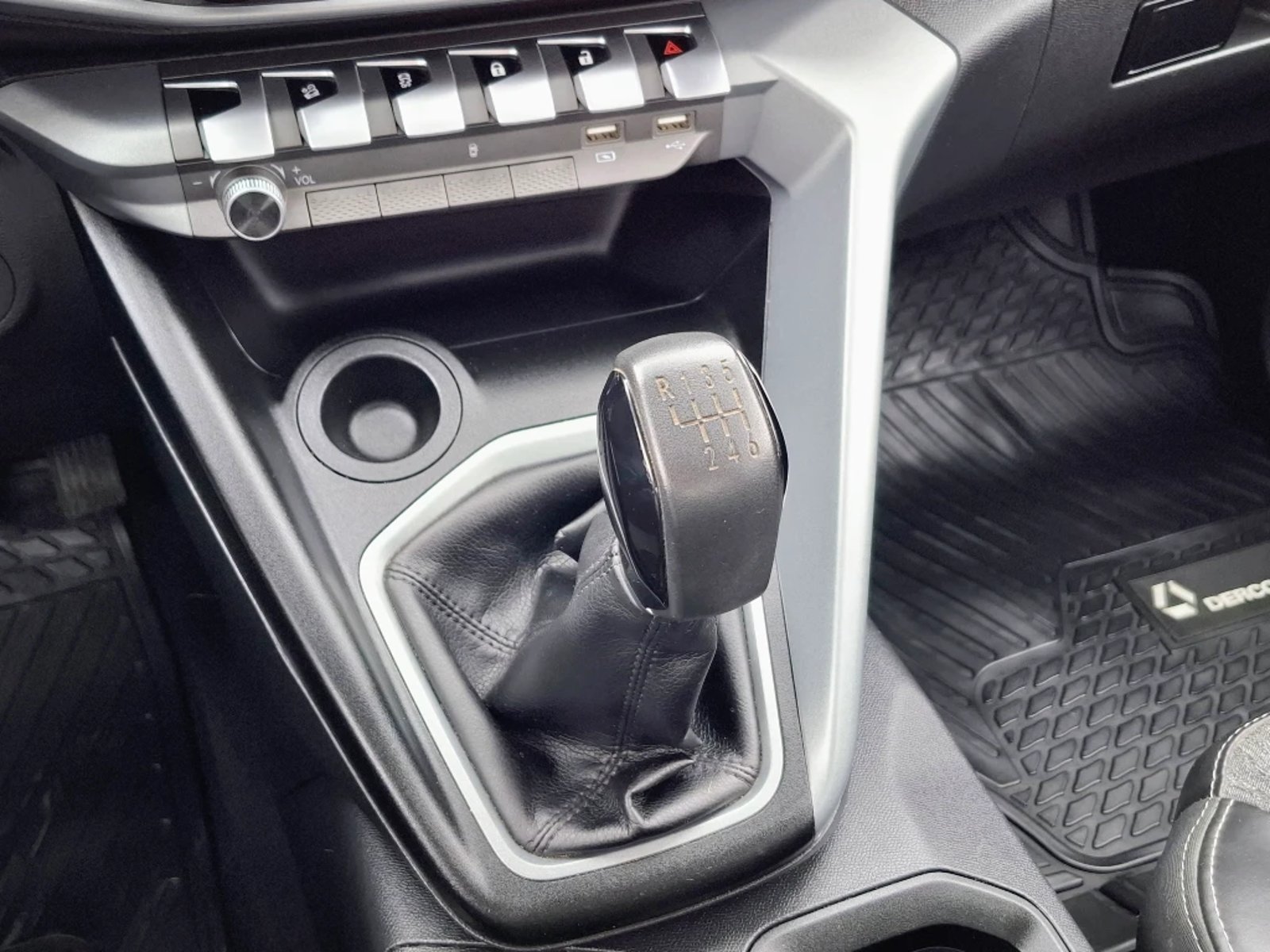 Changan HUNTER 2022 - Imagen 18 de 20