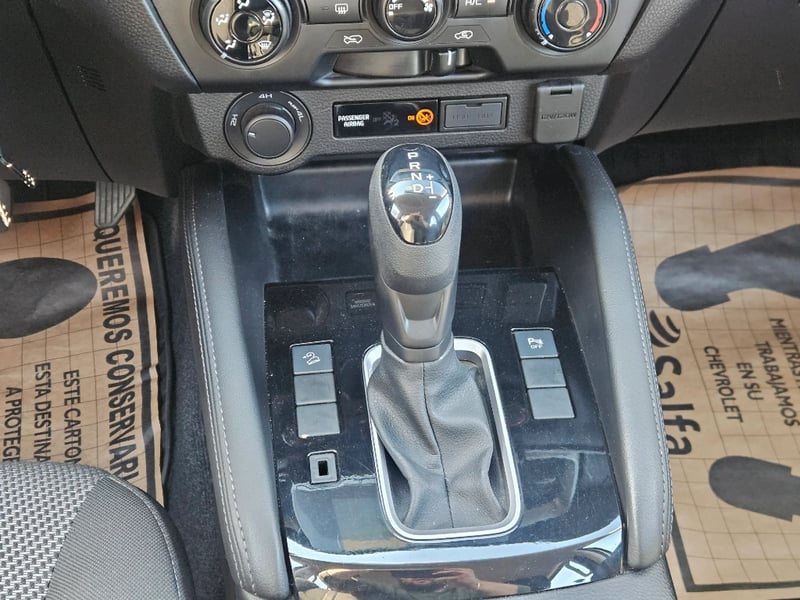Mazda Bt-50 2024 - Imagen 19 de 20