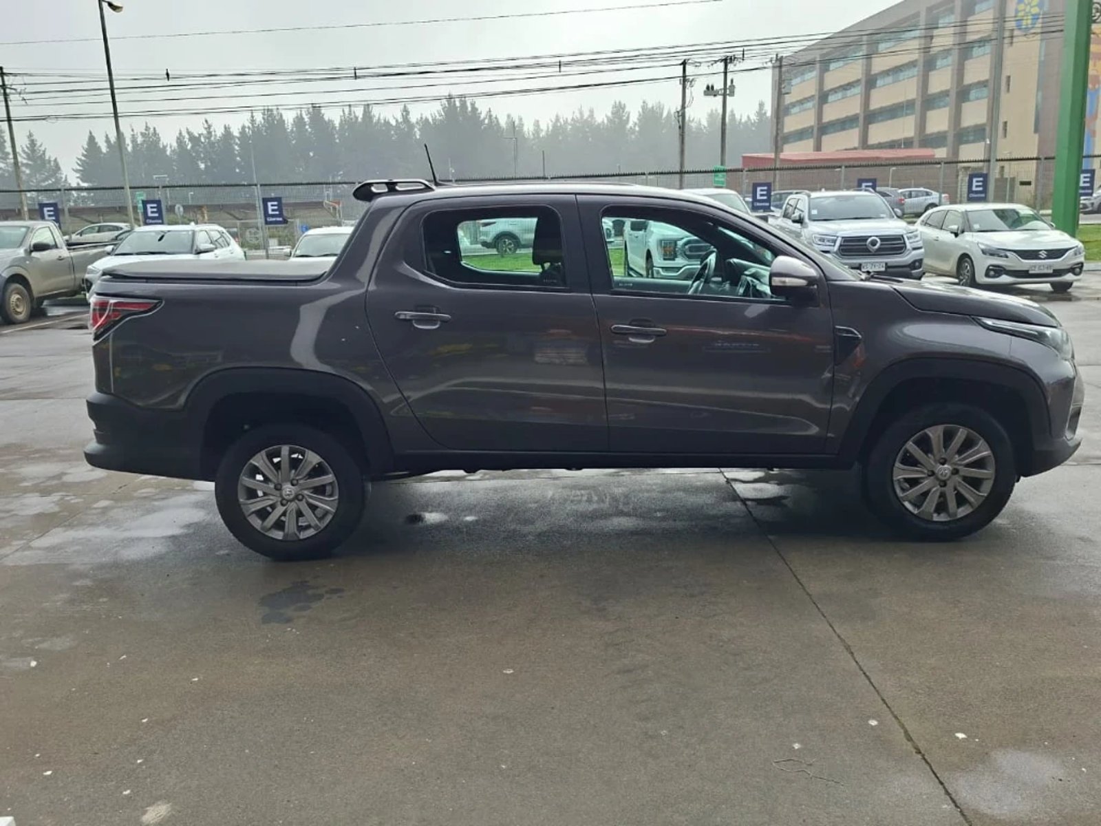 RAM 700 2023 - Foto 4 de 20