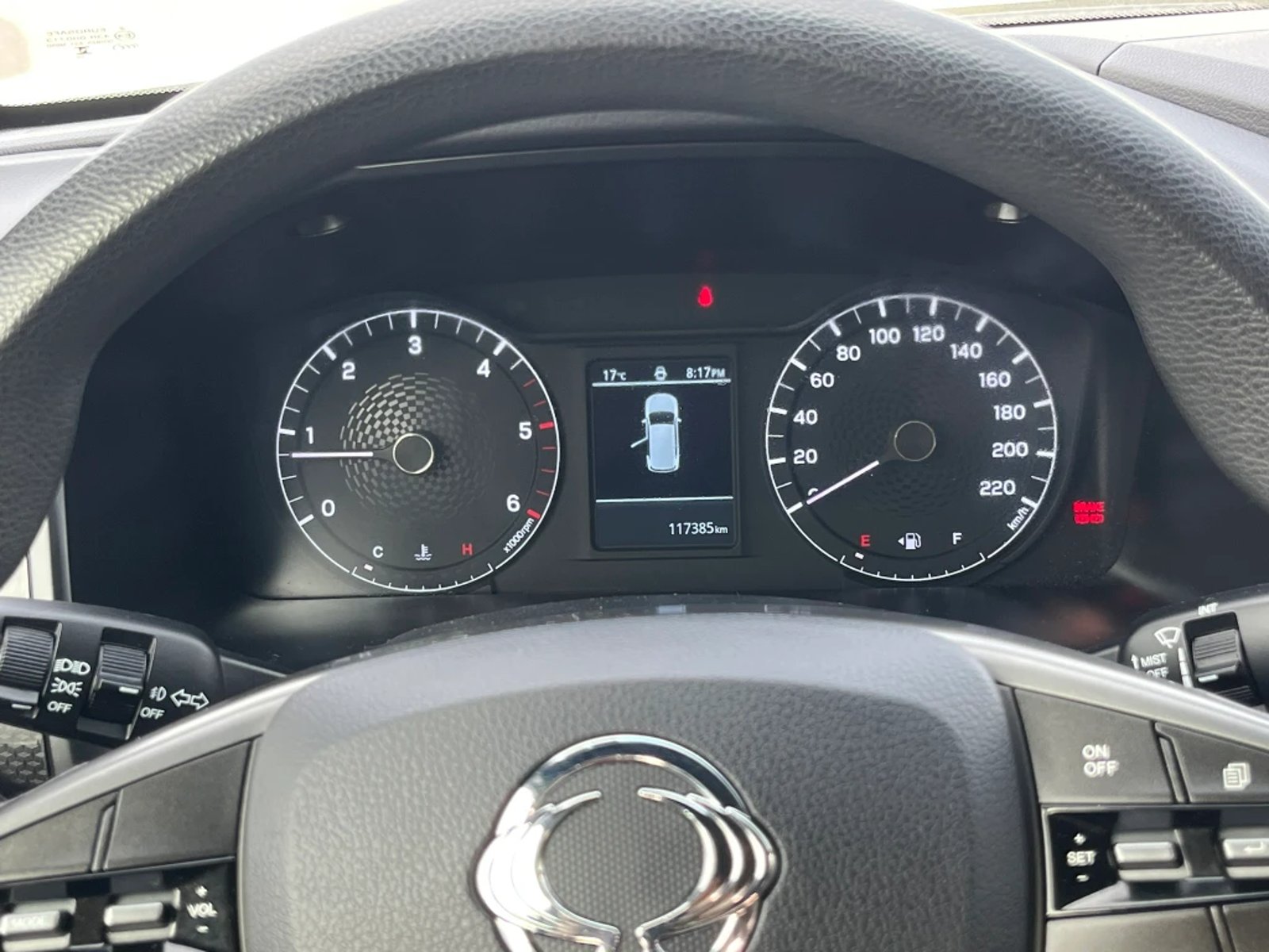 SSANGYONG GRAND MUSSO 2023 - Imagen 13 de 20