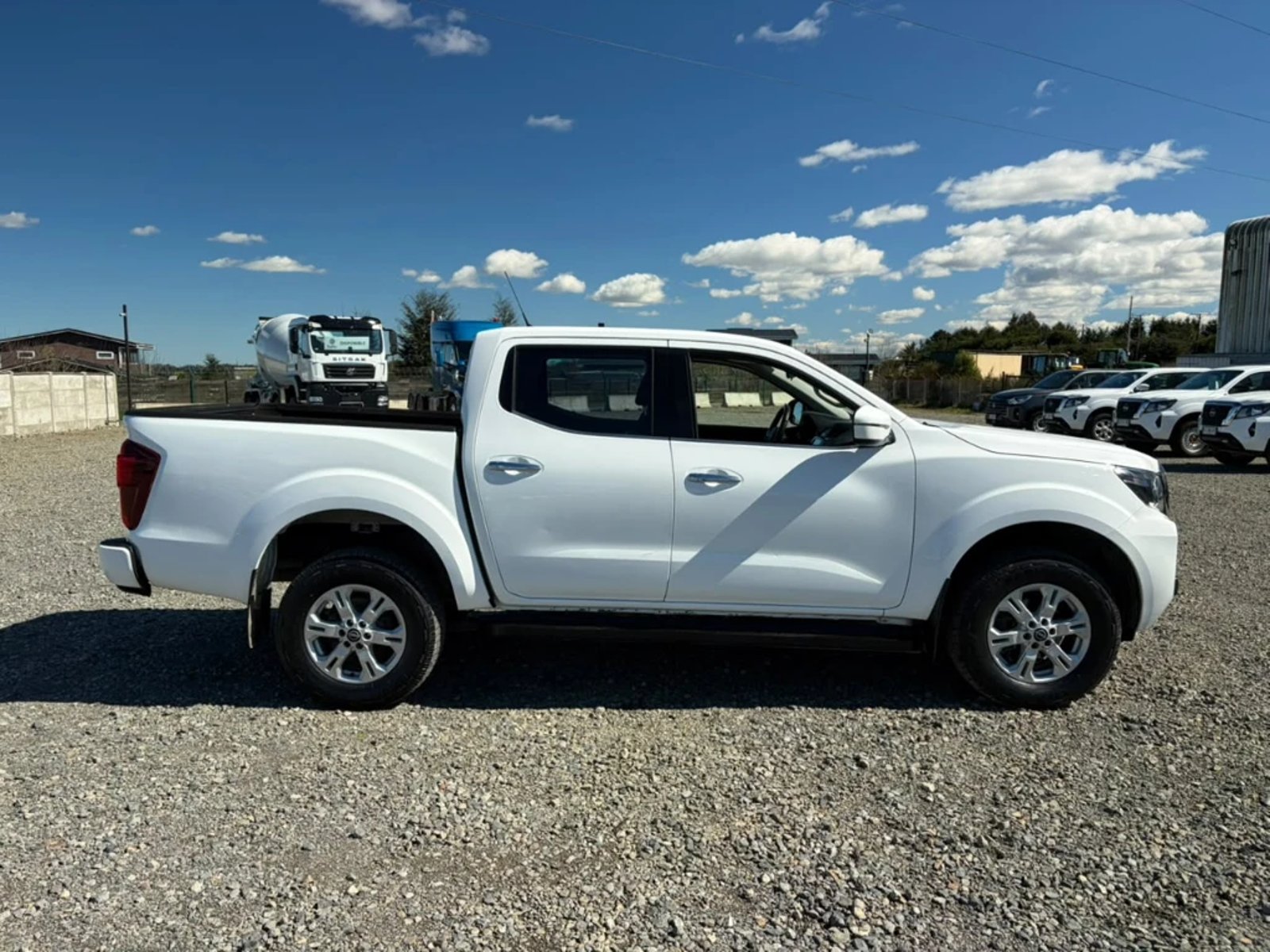 Nissan Navara 2023 - Foto 4 de 20