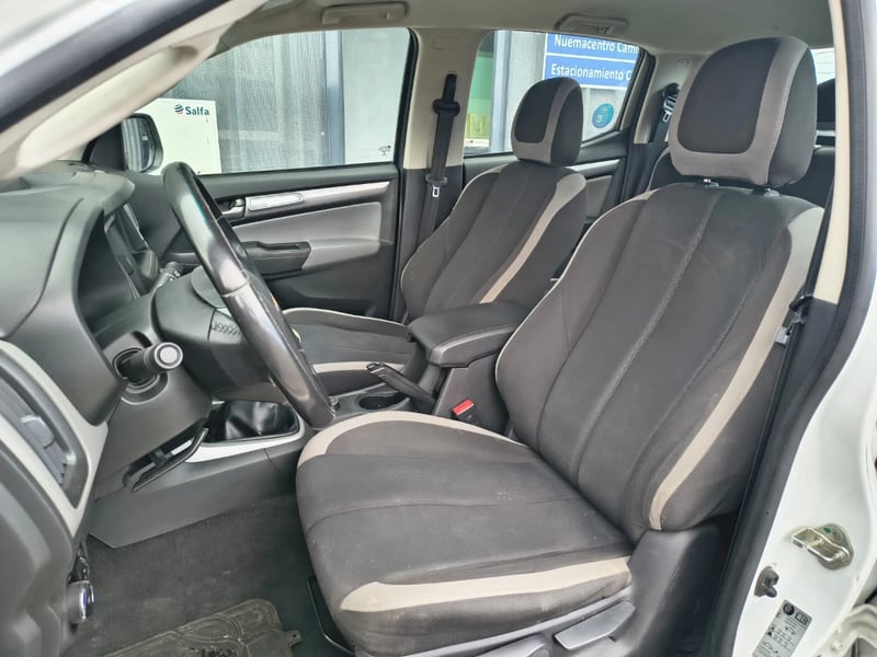 Chevrolet Colorado 2022 - Imagen 15 de 20