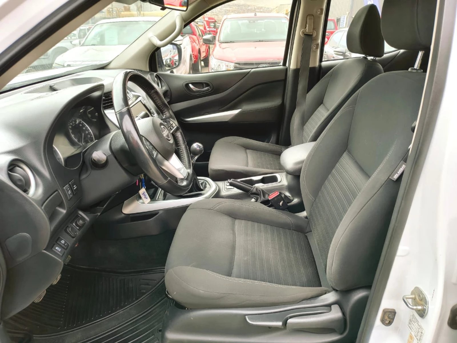 NISSAN NAVARA 2023 - Imagen 12 de 20