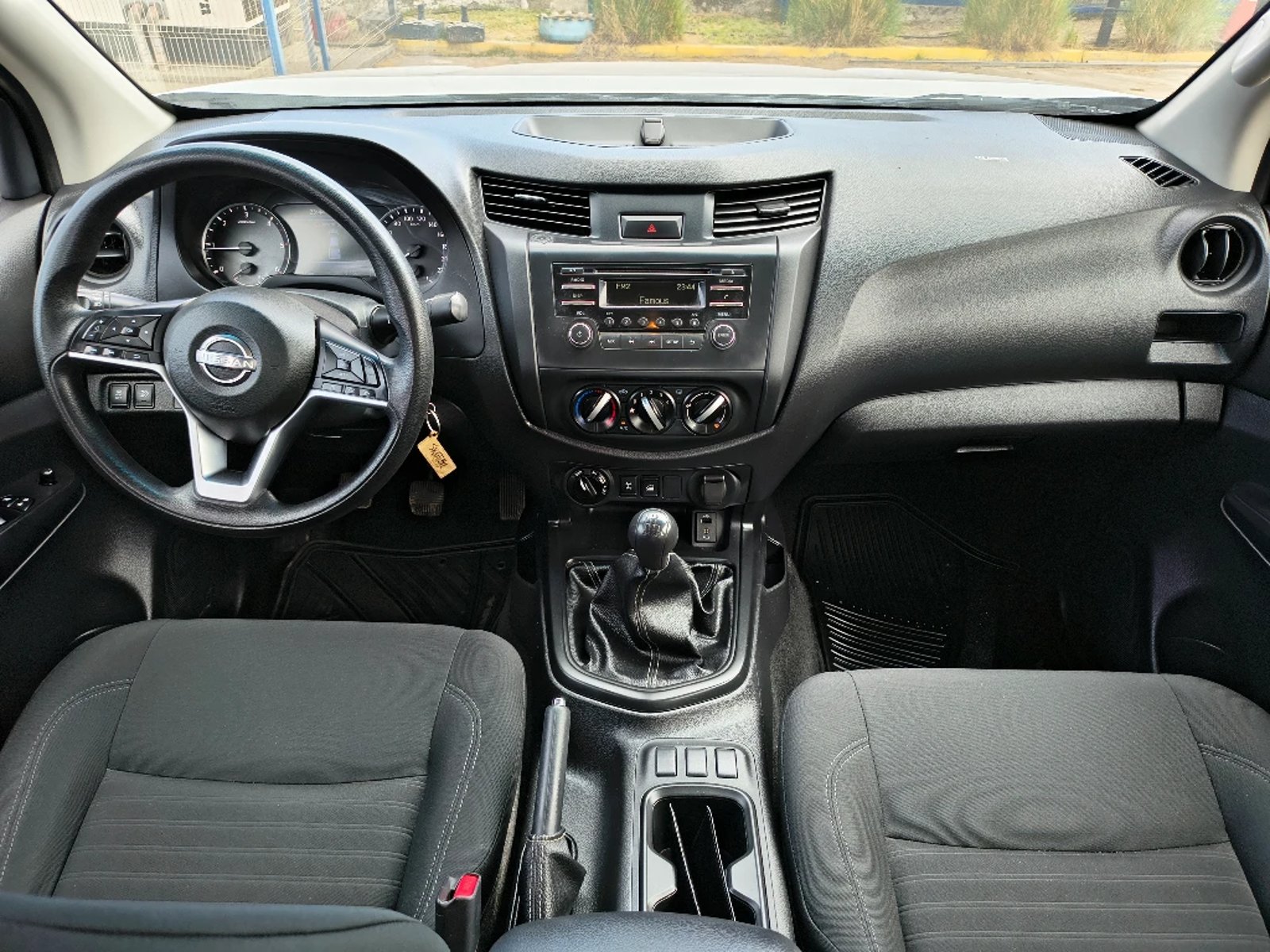 NISSAN NAVARA 2023 - Imagen 16 de 20