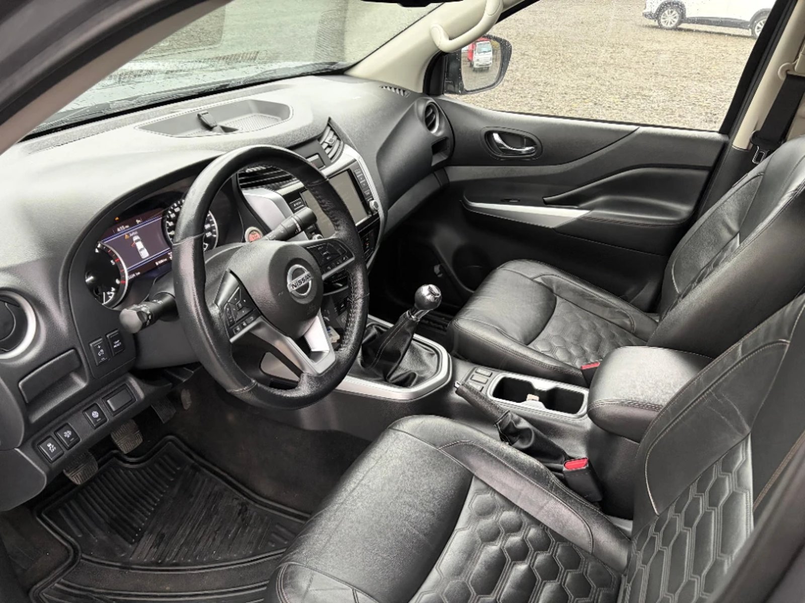 Nissan Navara 2022 - Imagen 13 de 20