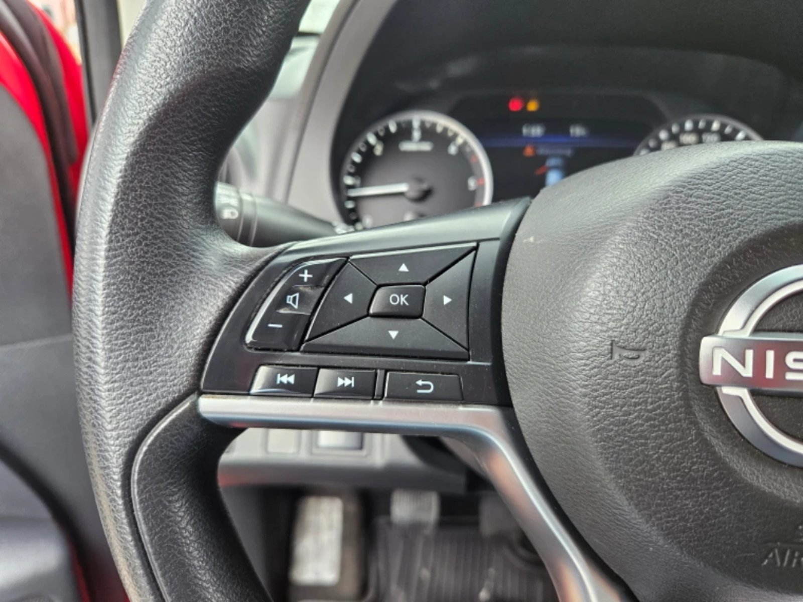 Nissan Navara 2023 - Imagen 15 de 20