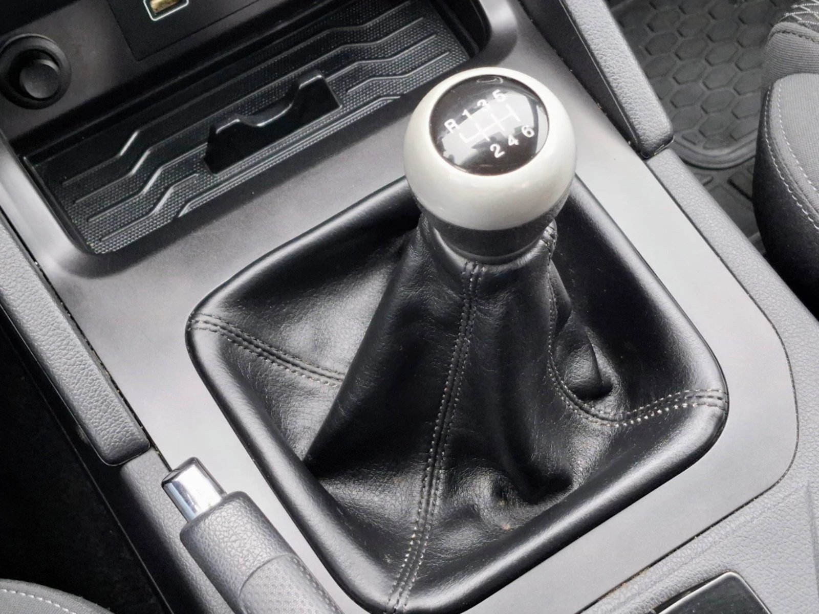 SsangYong Grand musso 2023 - Imagen 19 de 20