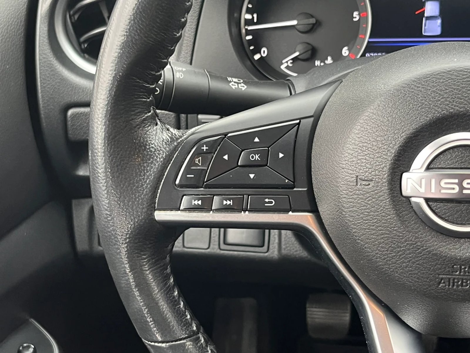 Nissan Navara 2023 - Imagen 16 de 20