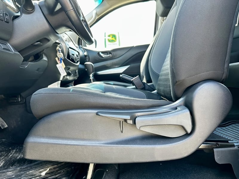 Nissan Navara 2023 - Imagen 17 de 20