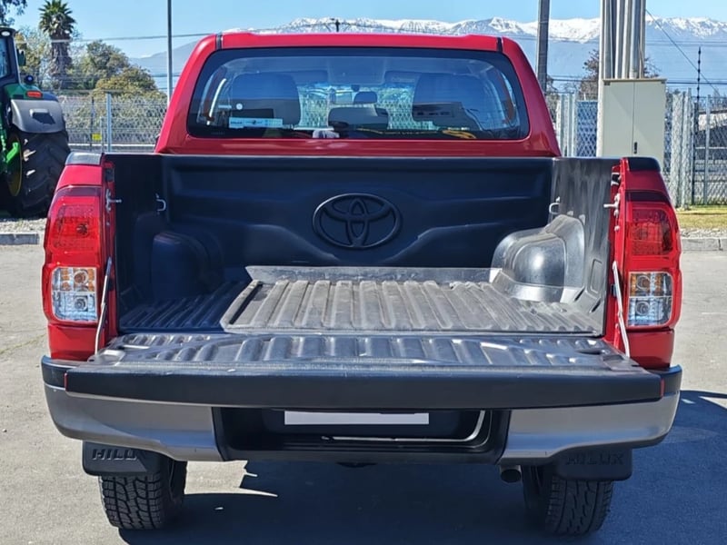 Toyota Hilux 2023 - Imagen 6 de 20