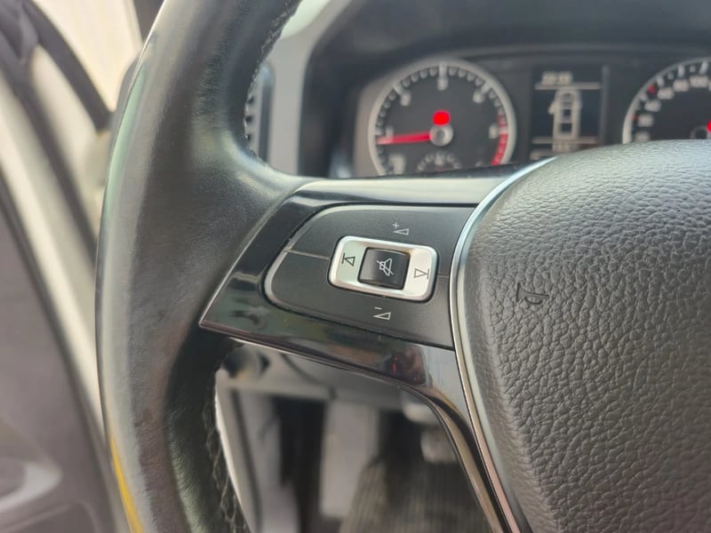 Volkswagen Amarok 2023 - Imagen 18 de 20