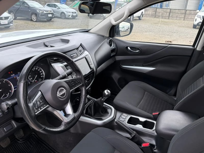 Nissan Navara 2023 - Imagen 13 de 20