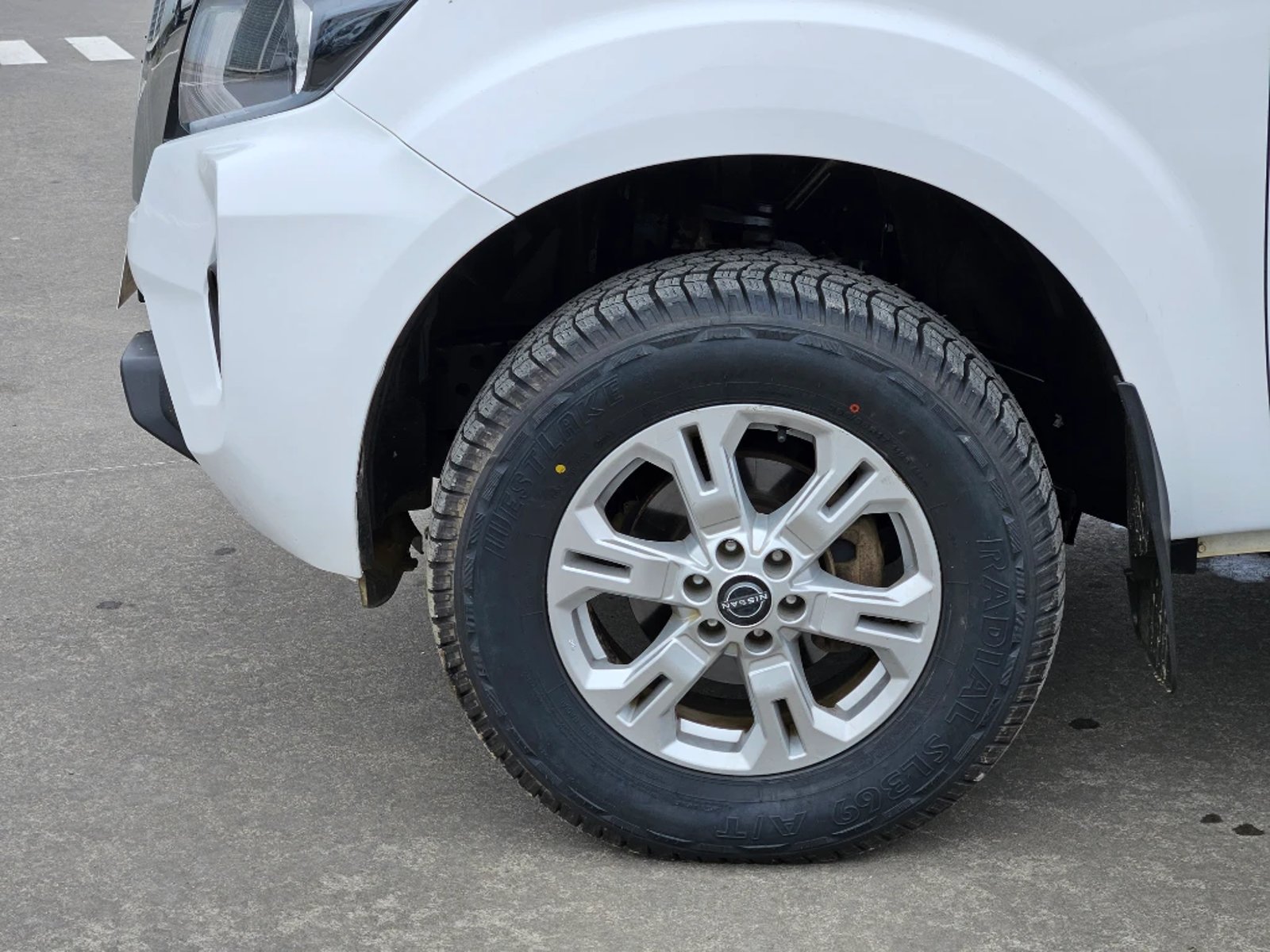 NISSAN NAVARA 2023 - Imagen 9 de 20
