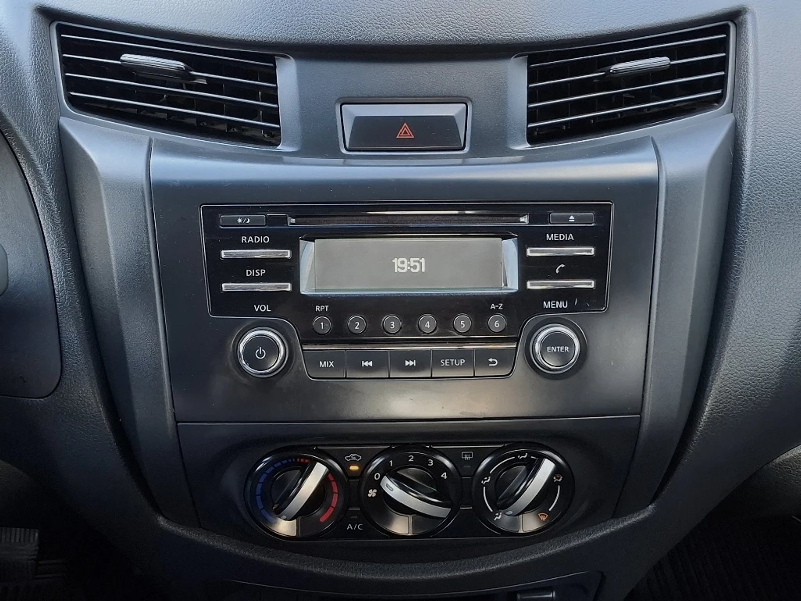 Nissan Navara 2023 - Imagen 18 de 20