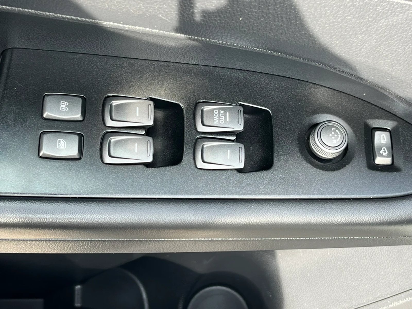 SSANGYONG GRAND MUSSO 2023 - Imagen 19 de 20