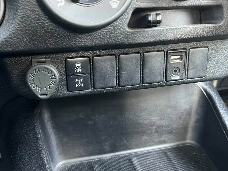 Toyota Hilux 2024 - Imagen 18 de 20
