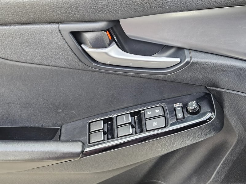 Mazda Bt-50 2024 - Imagen 16 de 20