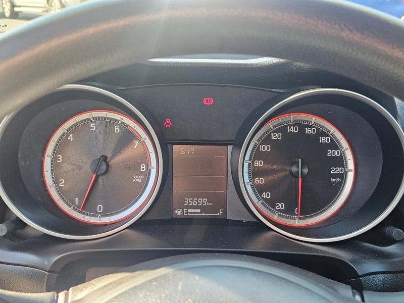 Suzuki Swift 2023 - Imagen 15 de 20
