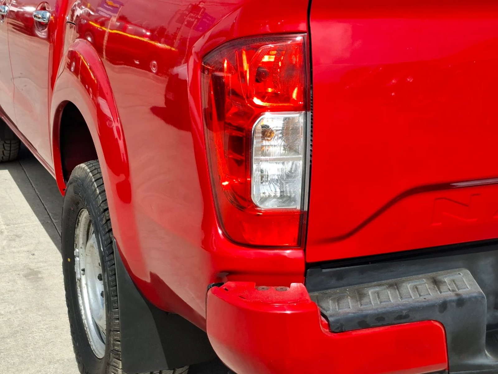 NISSAN NAVARA 2023 - Imagen 9 de 20