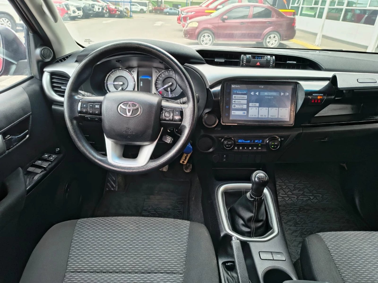 Toyota Hilux 2022 - Imagen 12 de 20