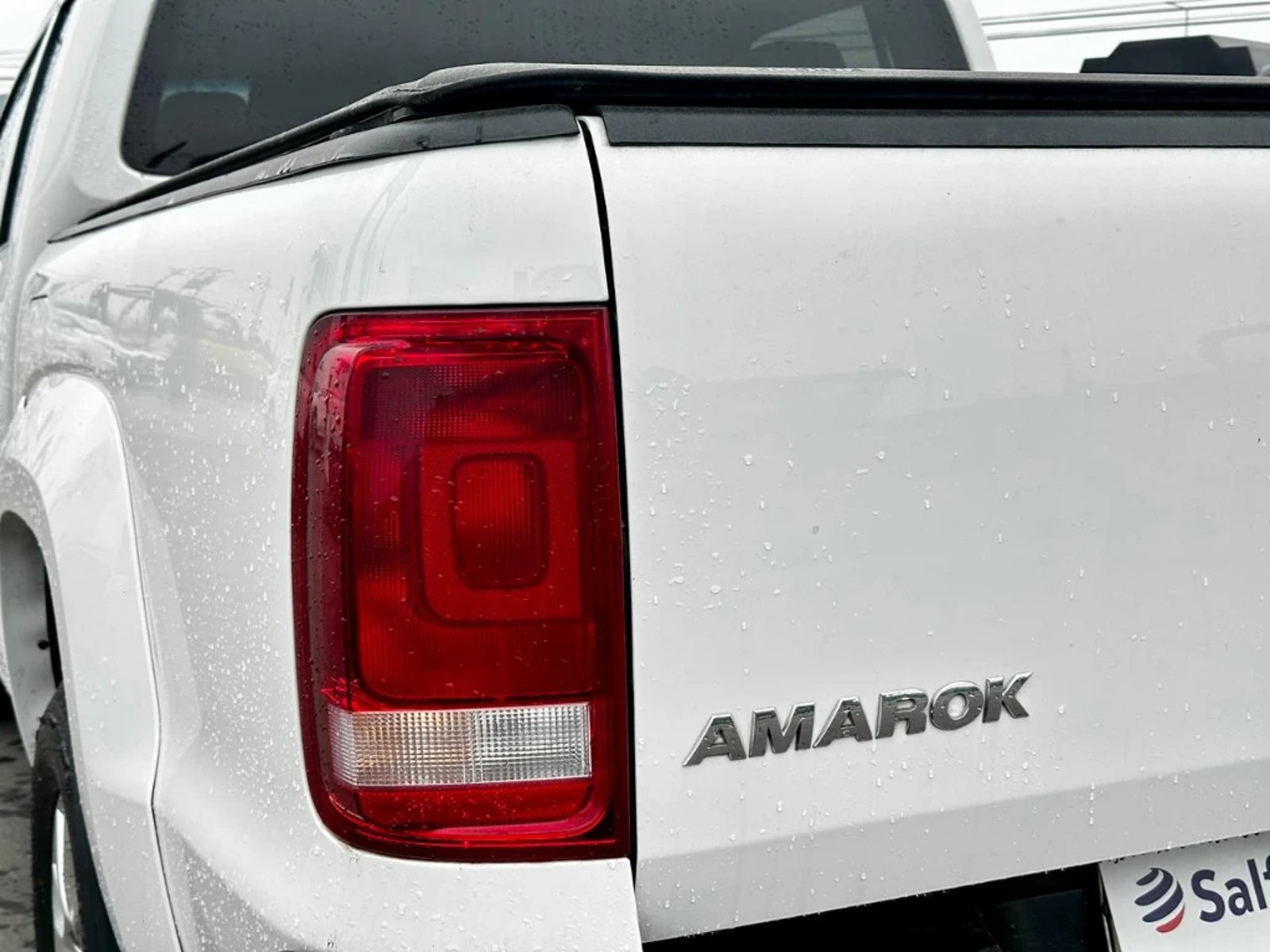 VOLKSWAGEN AMAROK 2023 - Imagen 10 de 20