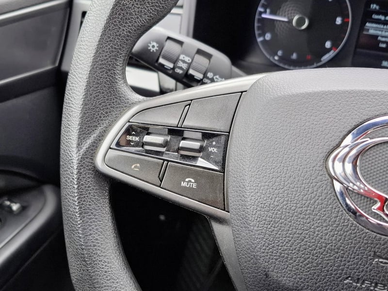 SsangYong Grand musso 2023 - Imagen 14 de 20