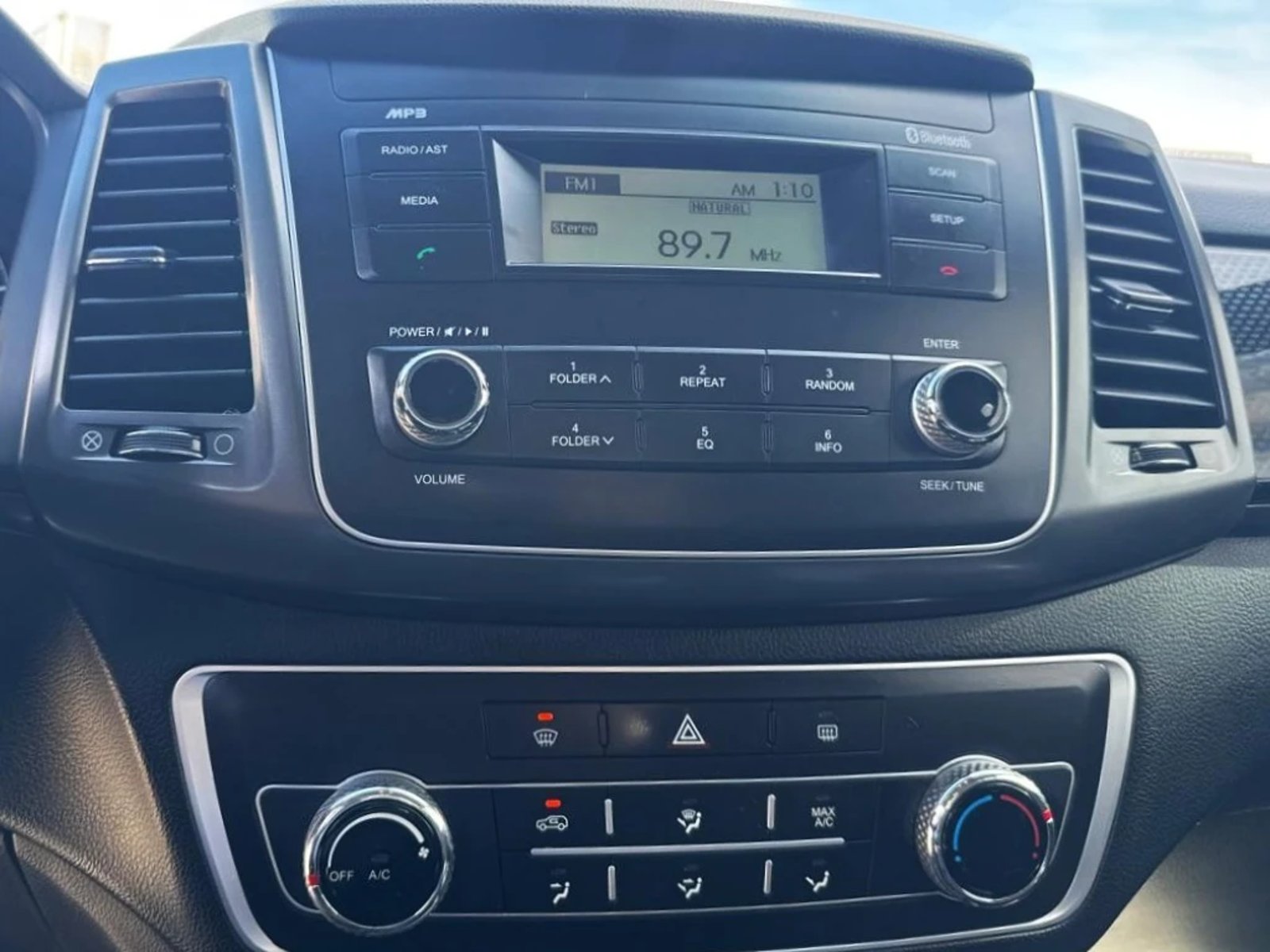 SSANGYONG GRAND MUSSO 2024 - Imagen 20 de 20