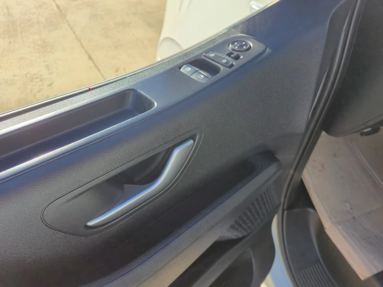 Hyundai Staria furgón 2024 - Imagen 14 de 20
