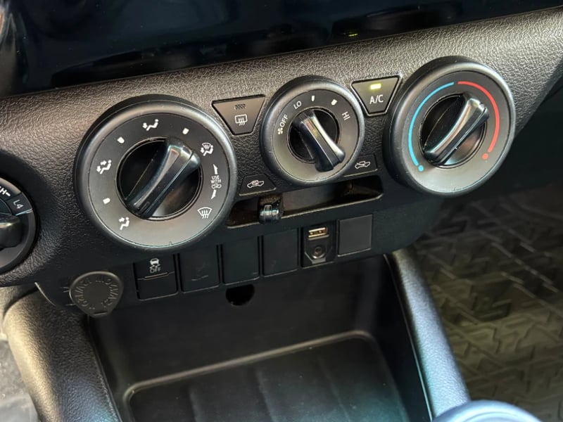 Toyota Hilux 2024 - Imagen 15 de 20