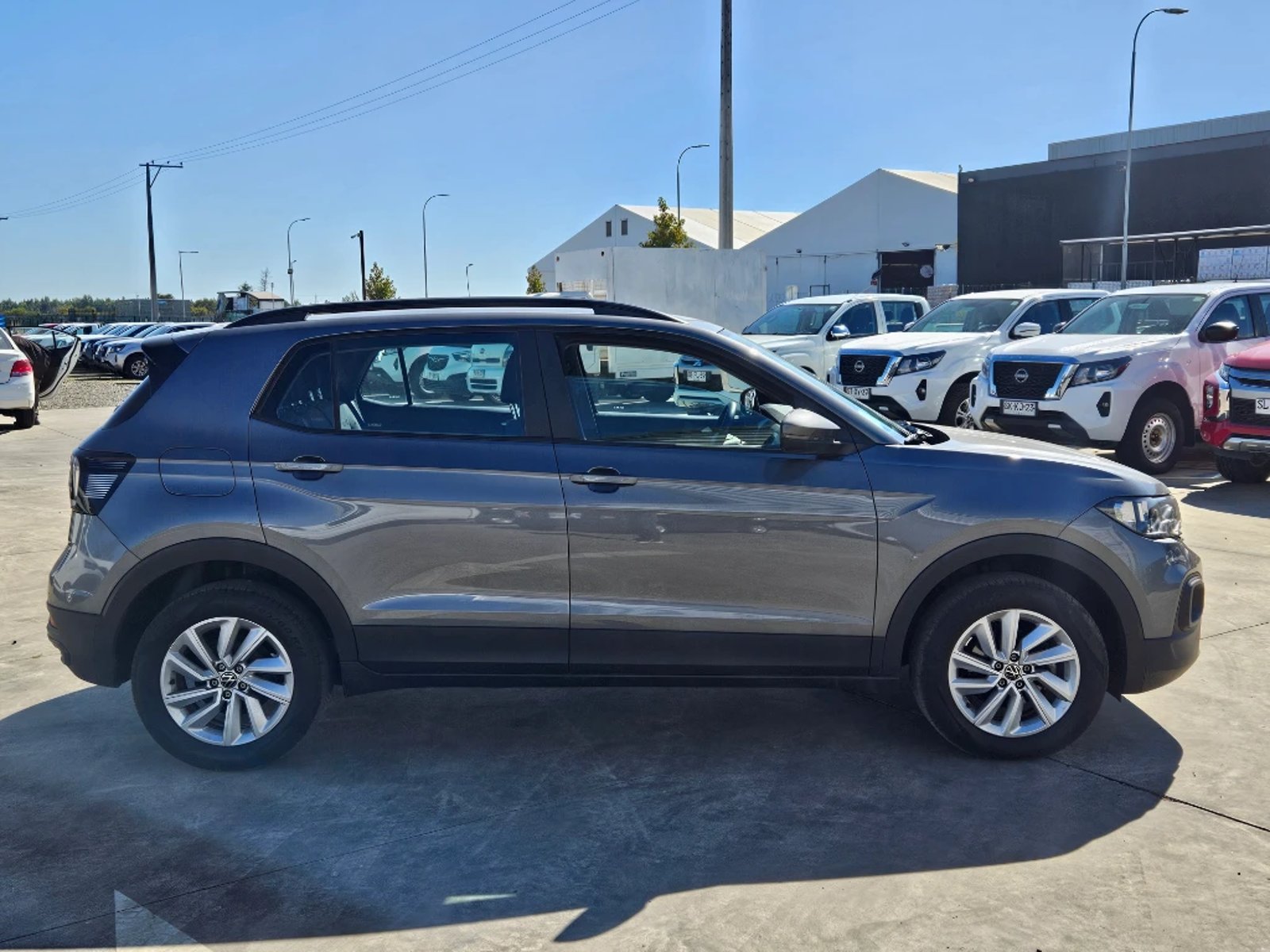 VOLKSWAGEN T-CROSS 2023 - Imagen 4 de 20