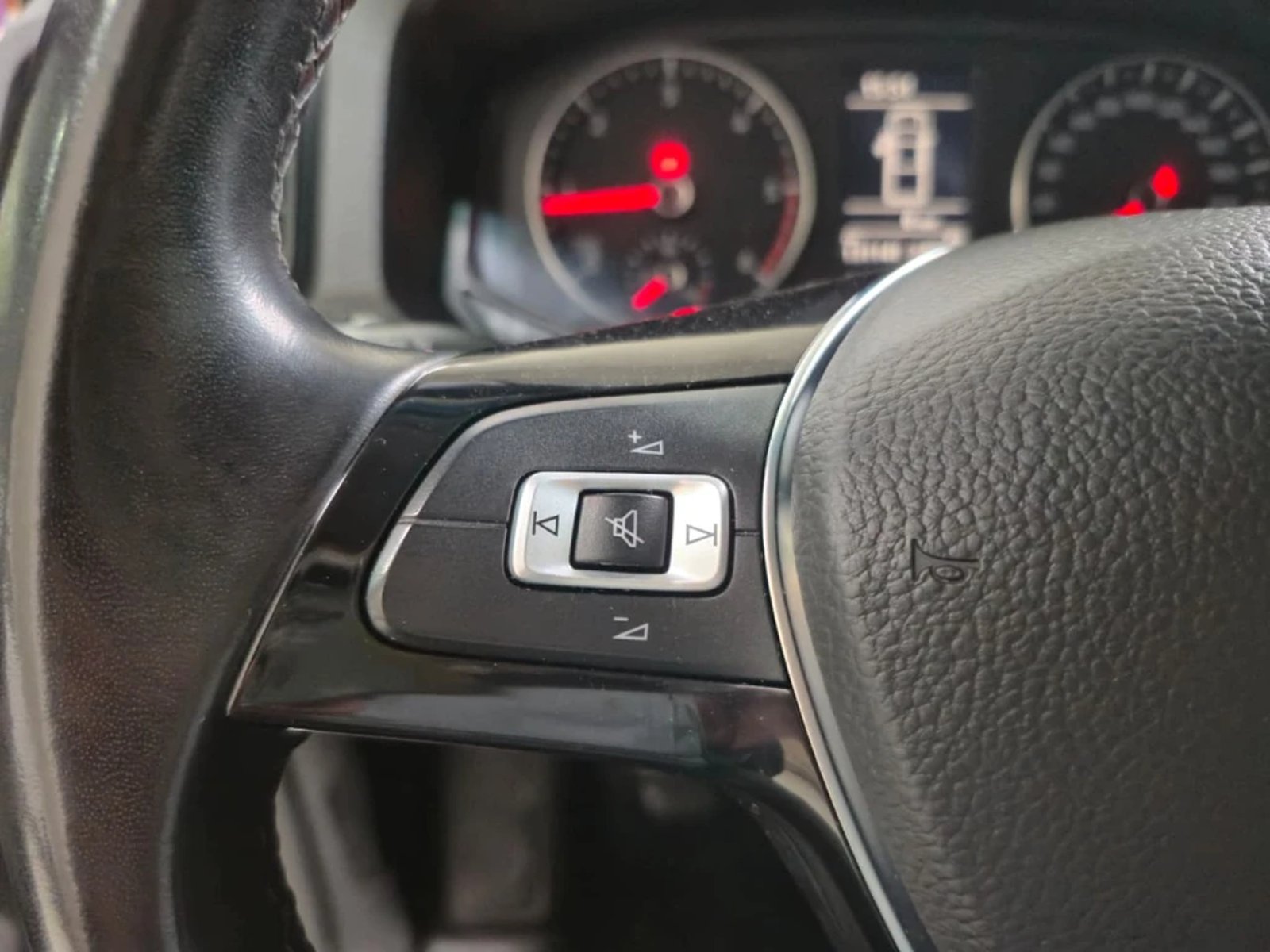 Volkswagen Amarok 2023 - Imagen 18 de 20