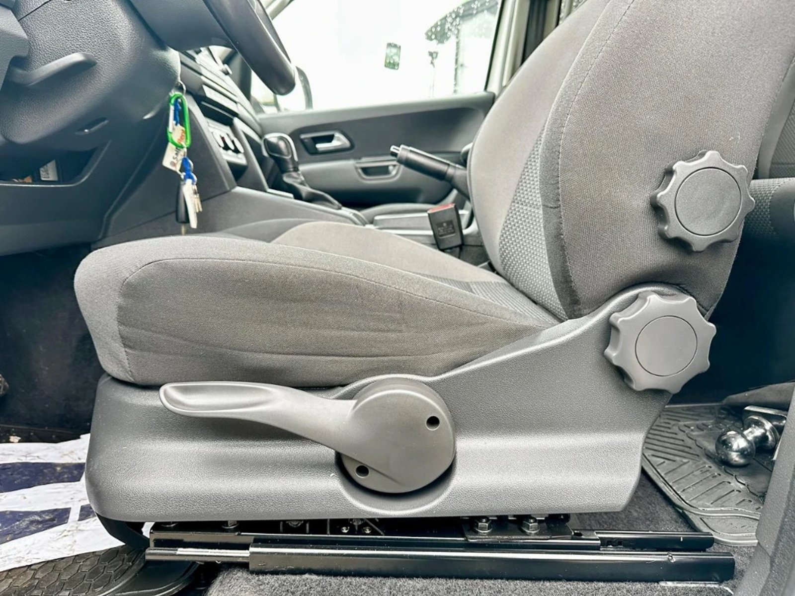 VOLKSWAGEN AMAROK 2023 - Imagen 14 de 20