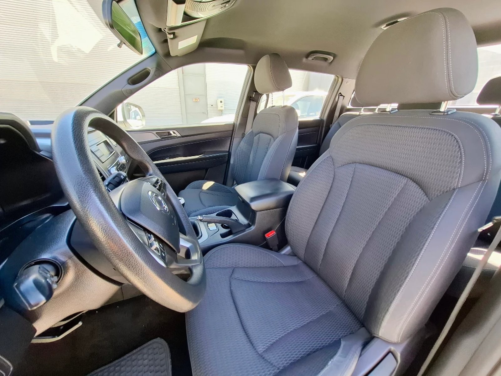 SSANGYONG GRAND MUSSO 2023 - Imagen 13 de 20