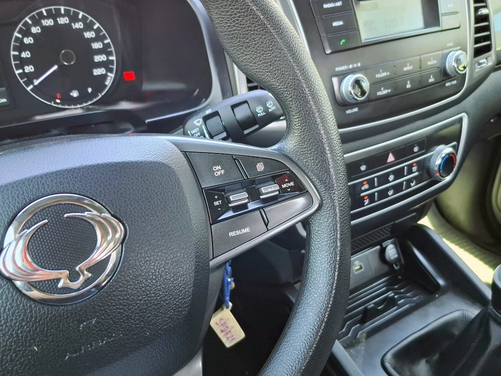 SSANGYONG GRAND MUSSO 2023 - Imagen 17 de 20