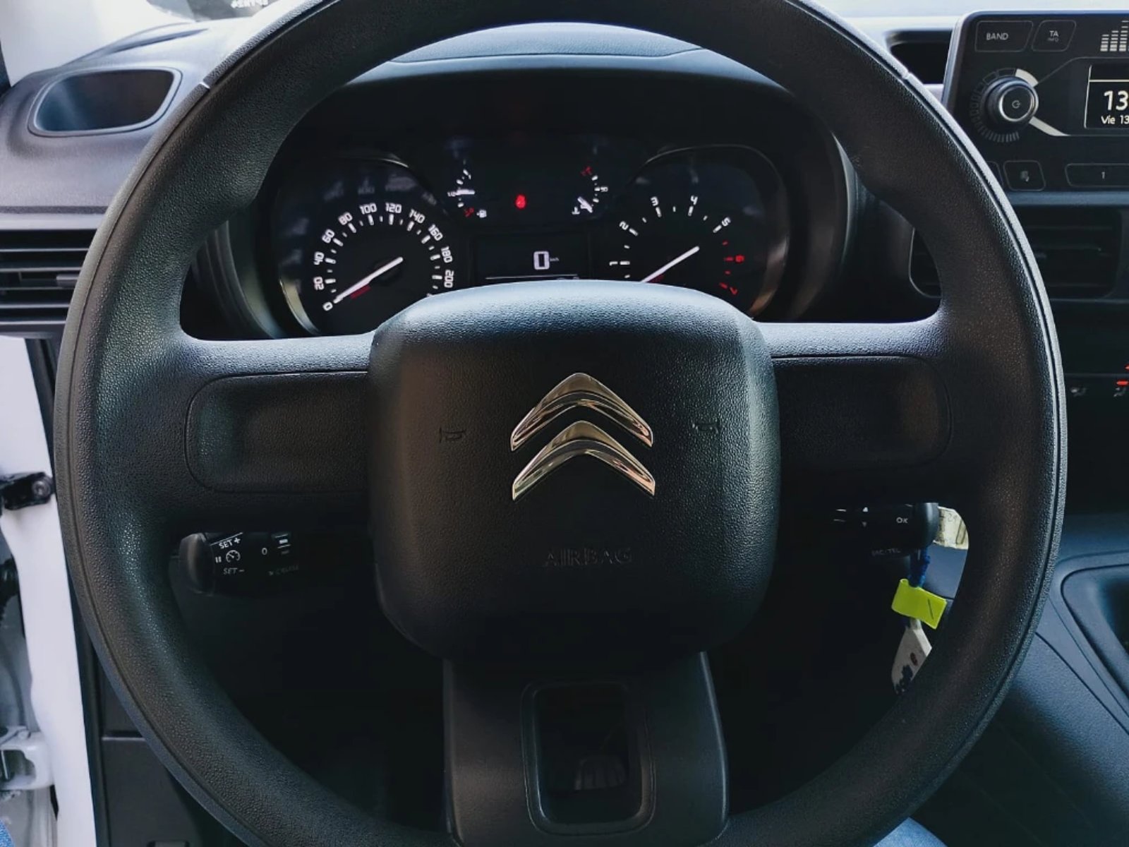 CITROEN BERLINGO 2023 - Imagen 18 de 20