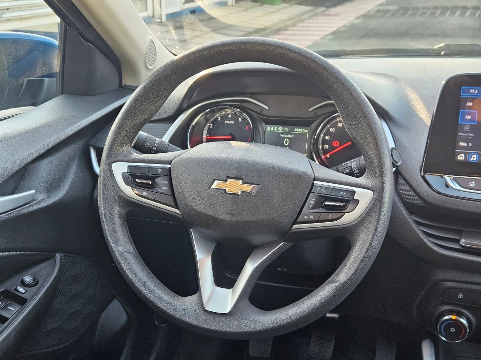 Chevrolet Onix 2023 - Imagen 13 de 20