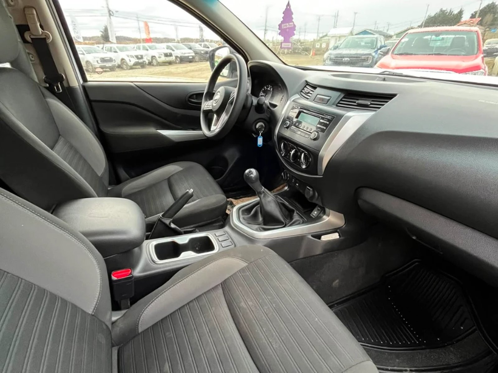 Nissan Navara 2023 - Imagen 14 de 17