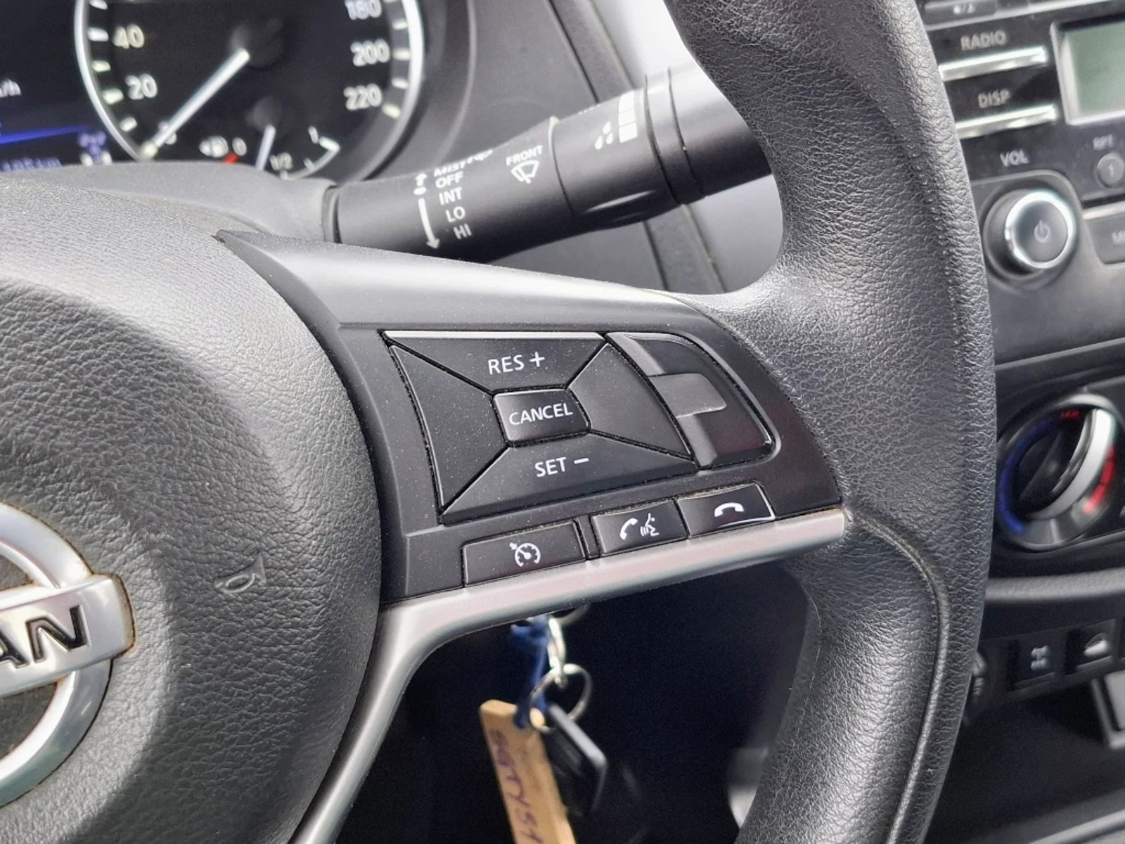 NISSAN NAVARA 2023 - Imagen 16 de 20