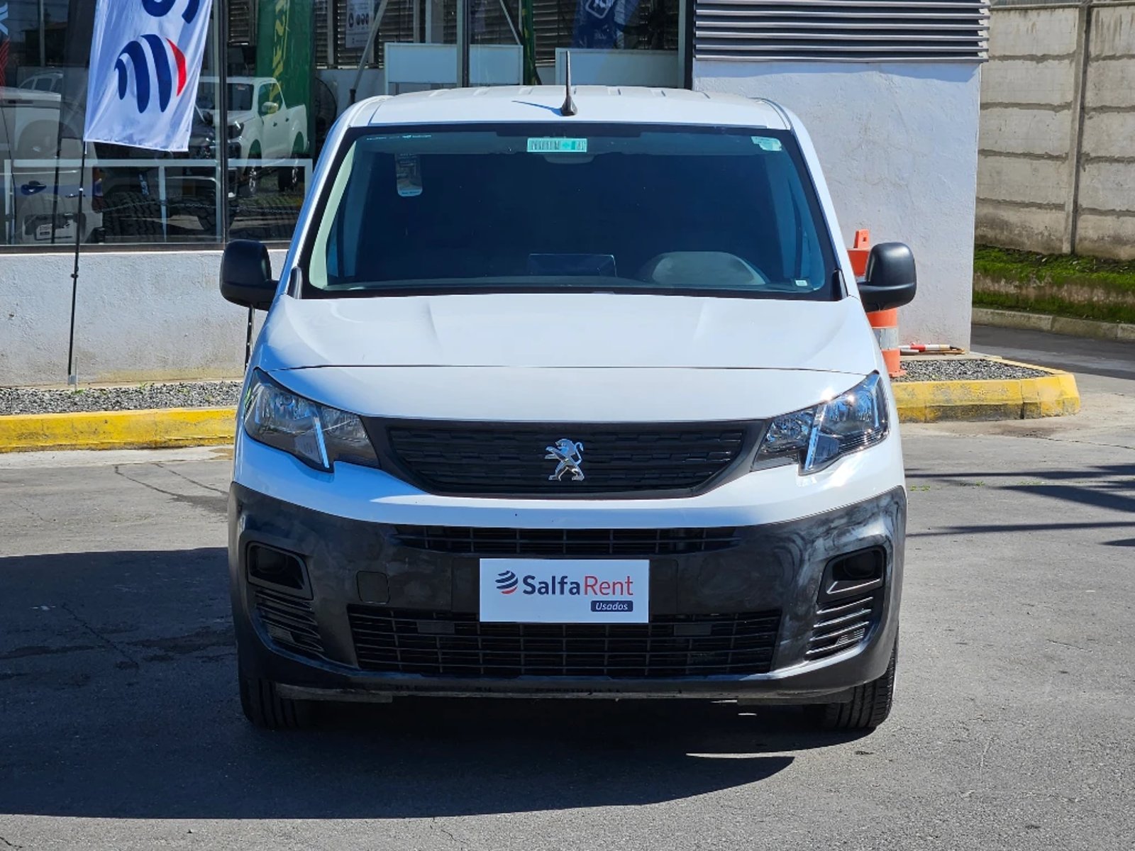 Peugeot Partner 2024 - Foto 2 de 20