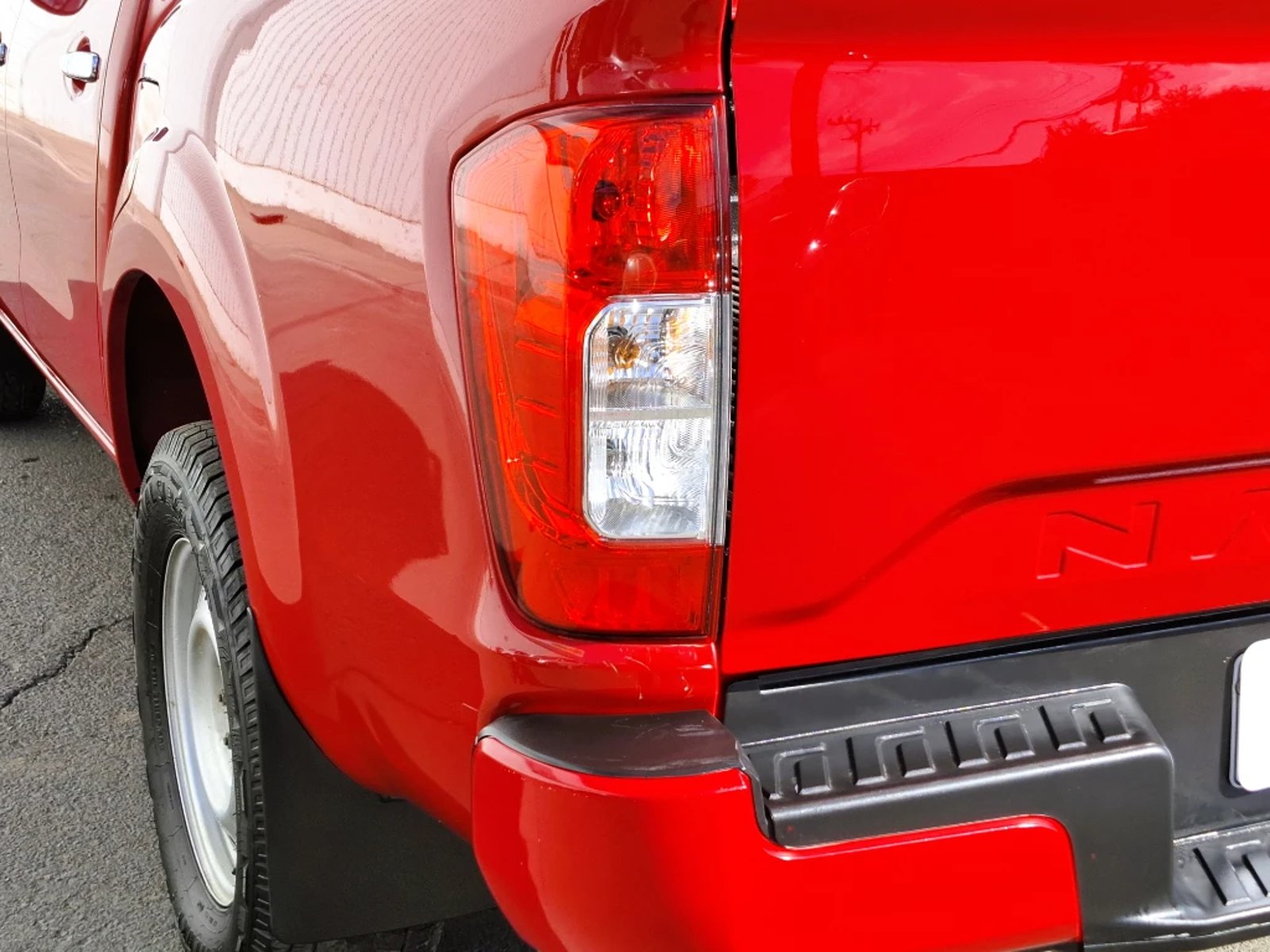 NISSAN NAVARA 2023 - Imagen 8 de 20