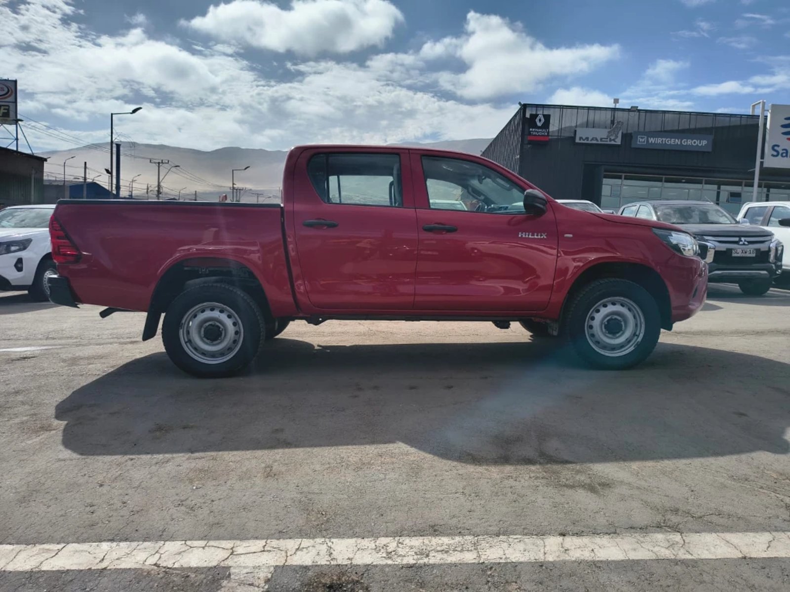 Toyota Hilux 2023 - Imagen 8 de 20