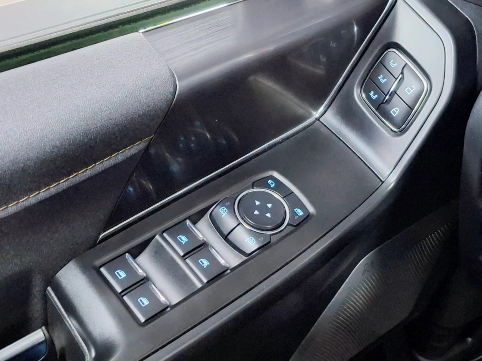 FORD F-150 RAPTOR 2023 - Imagen 11 de 20