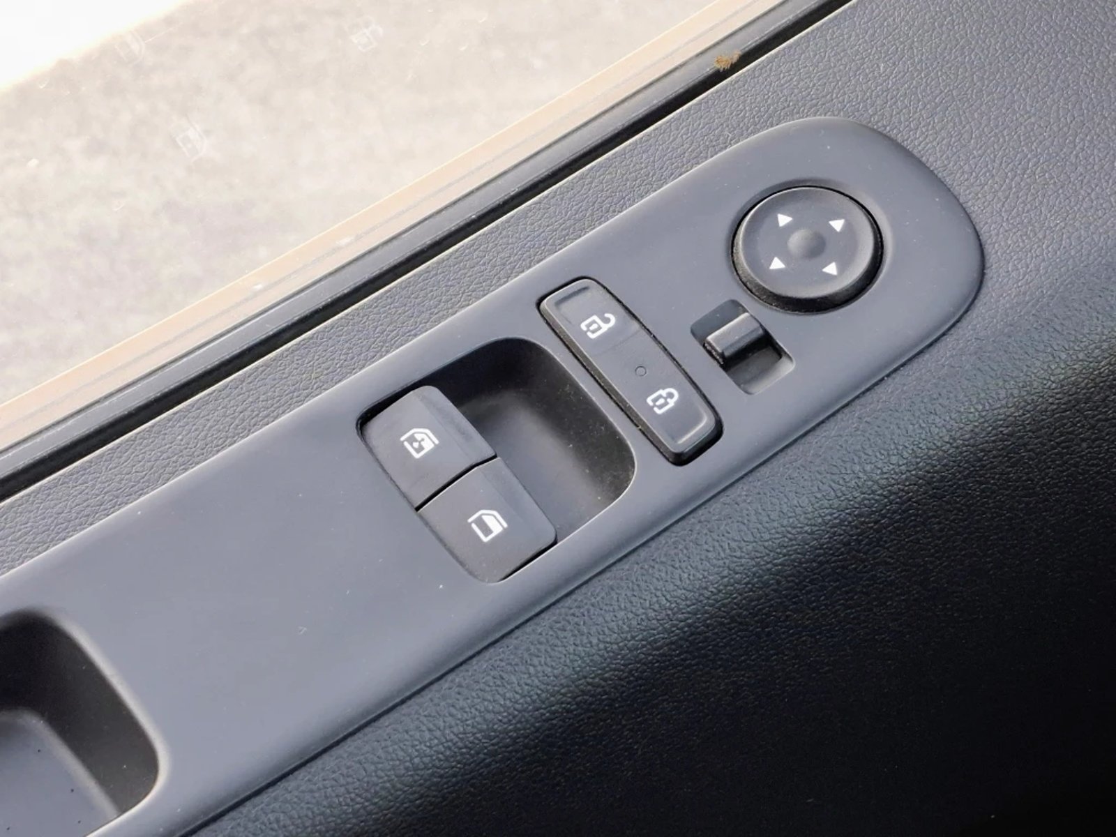 Hyundai Staria 2024 - Imagen 12 de 20